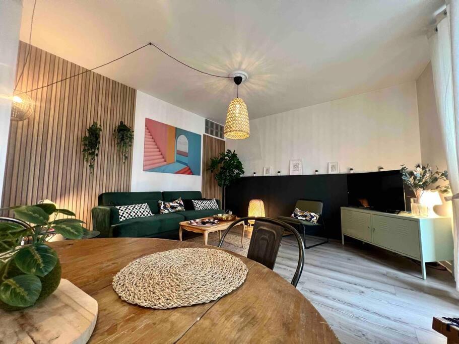 Apartment Renove / 7prsn / Proche Gare Viotte Besancon